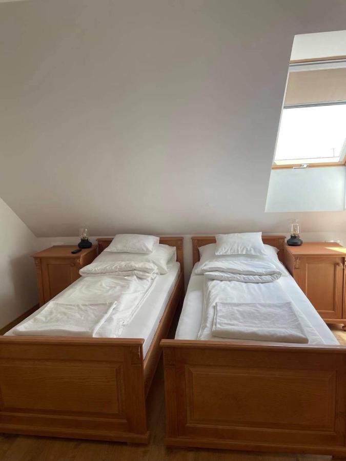 Hotel Somlo Kolonics Kuria à Somlovasarhely Extérieur photo